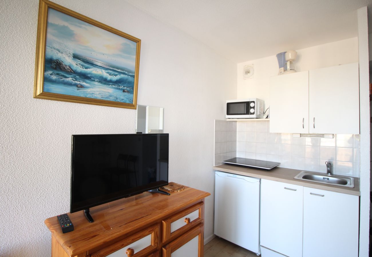 Ferienwohnung in Canet-en-Roussillon - Appartement 2 Pièces à Canet avec Vue Mer + Parking