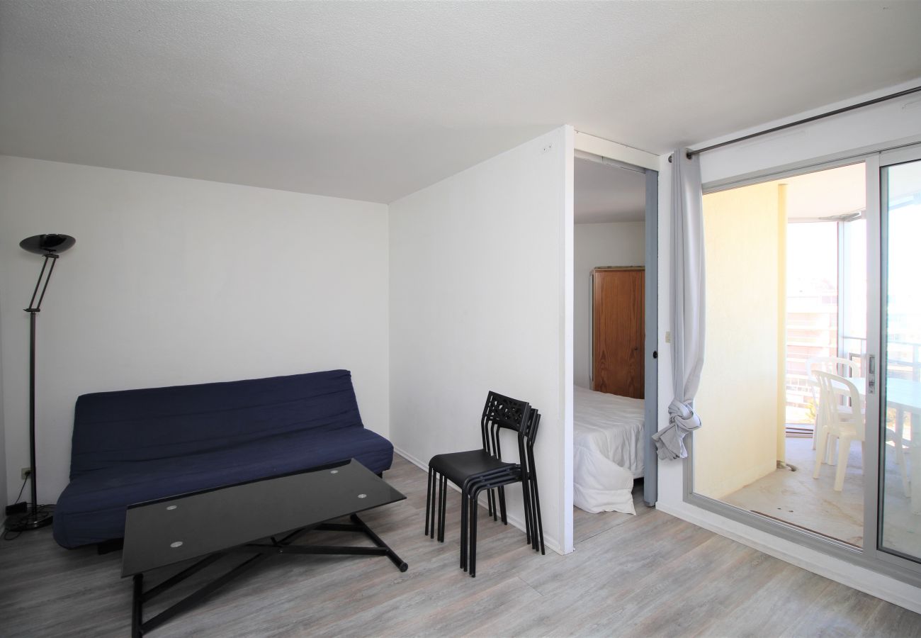 Ferienwohnung in Canet-en-Roussillon - Appartement 2 Pièces à Canet avec Vue Mer + Parking