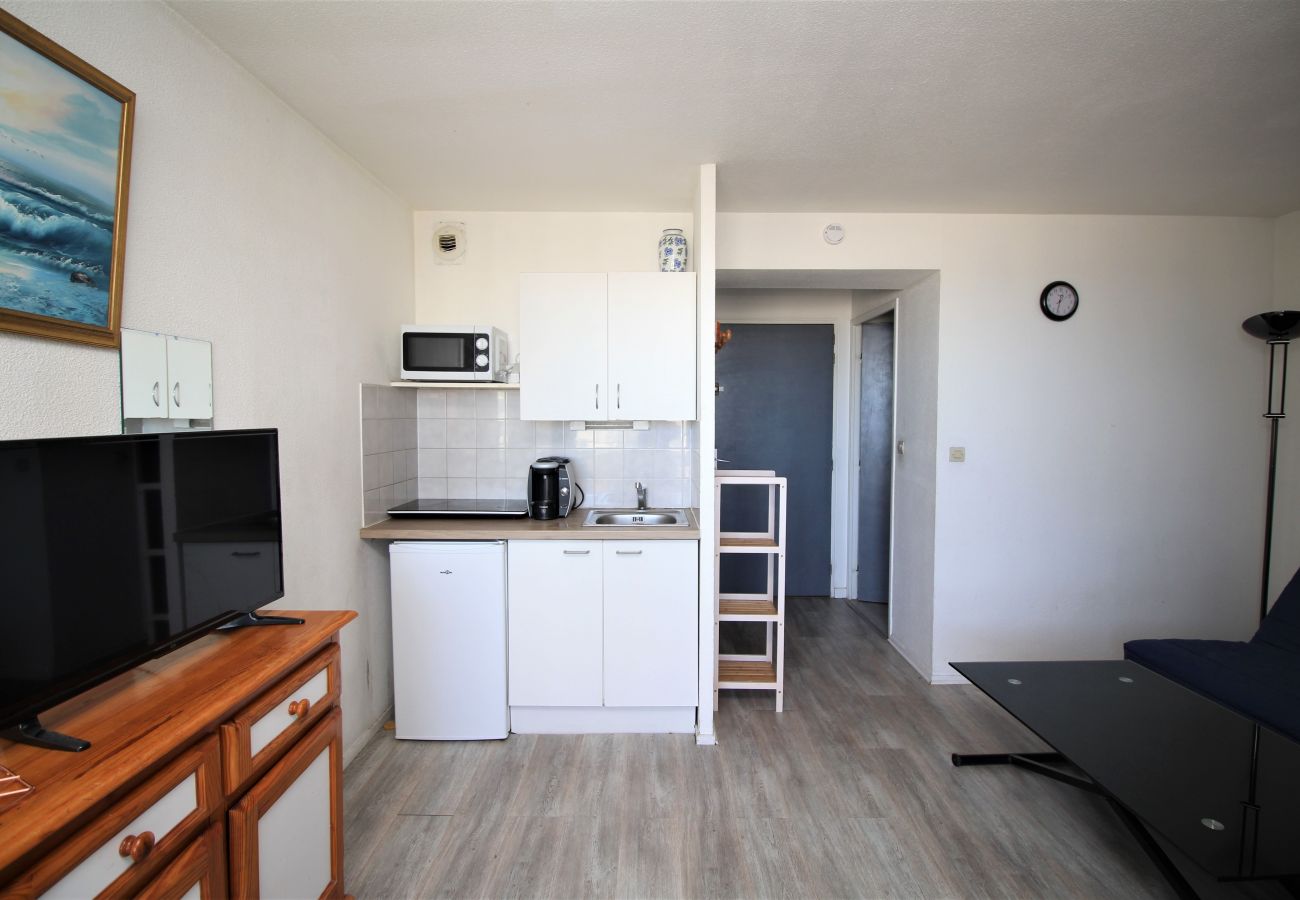 Ferienwohnung in Canet-en-Roussillon - Appartement 2 Pièces à Canet avec Vue Mer + Parking