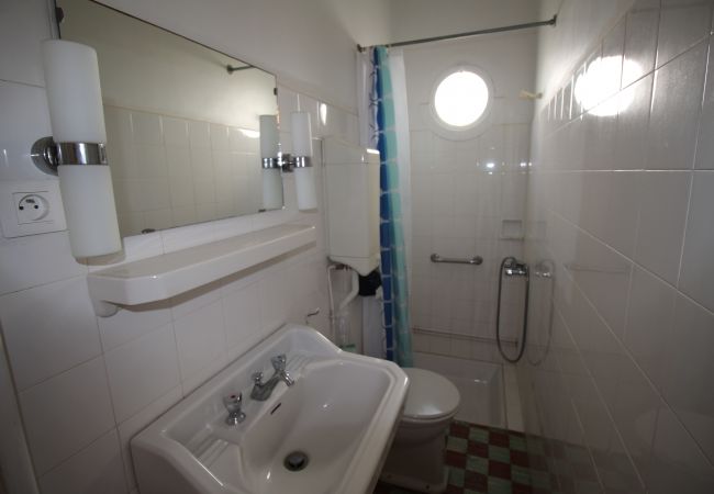 Ferienhaus in Canet-en-Roussillon - Maison à deux pas de la plage avec agréable jardin. Ferienhaus in Canet-en-Roussillon - Maison à deux pas de la plage avec agréable jardin.