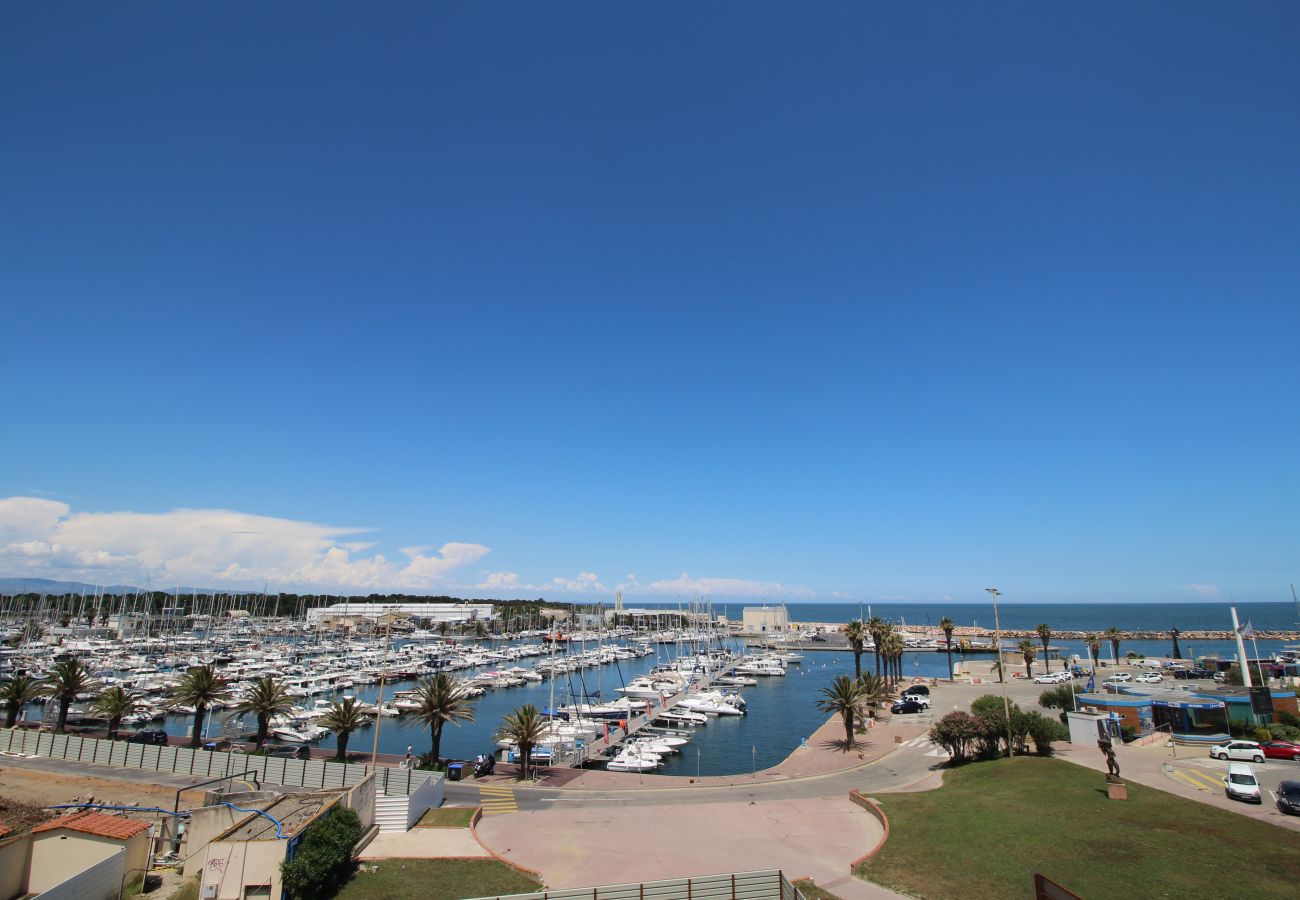 Ferienwohnung in Canet-en-Roussillon - Jolie T2 avec vue sur la Marina