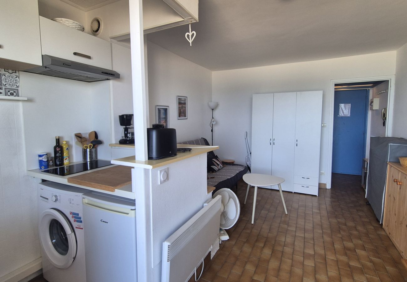 Studio in Canet-en-Roussillon - Studio 3 personnes vue mer