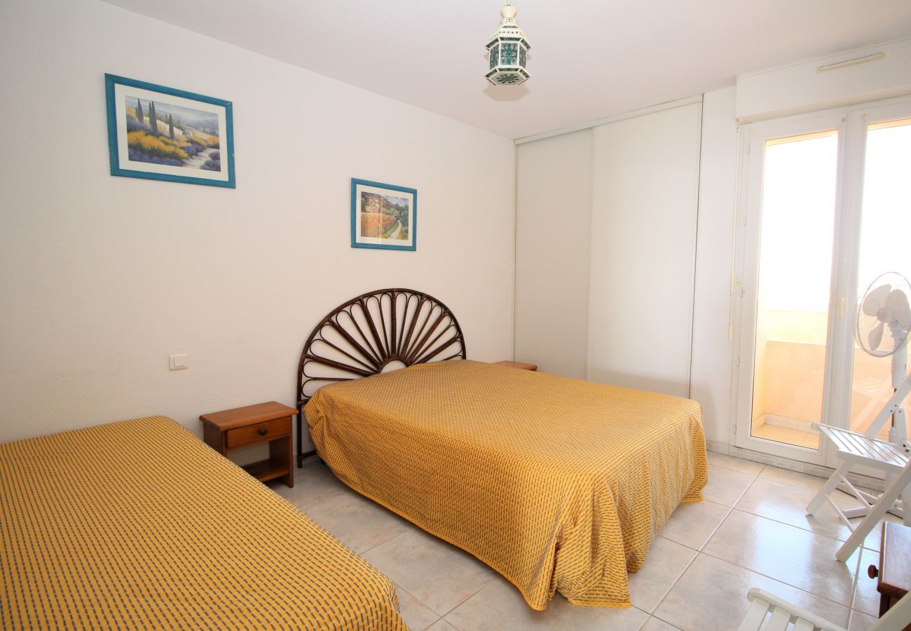 Ferienwohnung in Canet-en-Roussillon - Appartement 2 chambres avec vue mer et parking