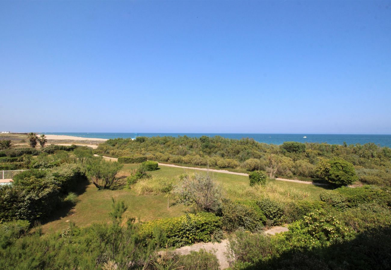 Ferienwohnung in Saint-Cyprien - Studio cabine vue mer 