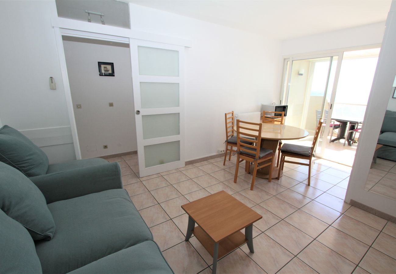 Ferienwohnung in Canet-en-Roussillon - Appartement 4 personnes en front de mer