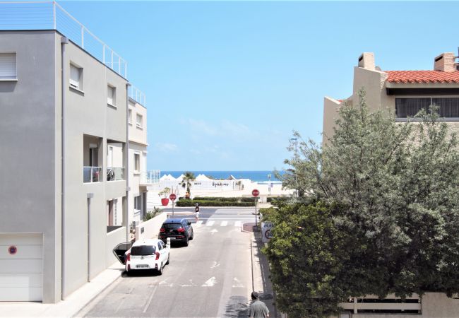 Ferienwohnung in Canet-en-Roussillon - Appartement 3 pièces vue mer - Place de parking privative