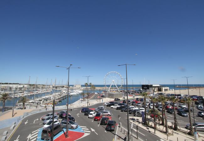 Ferienwohnung in Canet-en-Roussillon - Appartement 2 pièces vue sur la marina avec parking