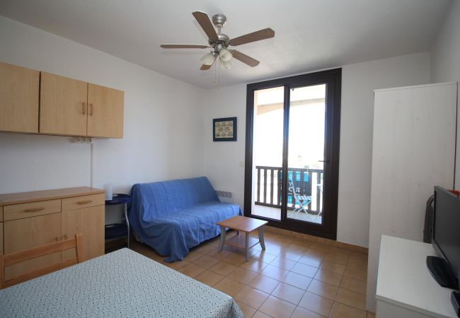 Ferienwohnung in Canet-en-Roussillon - Appartement 4 personnes à 300m de la plage + parking