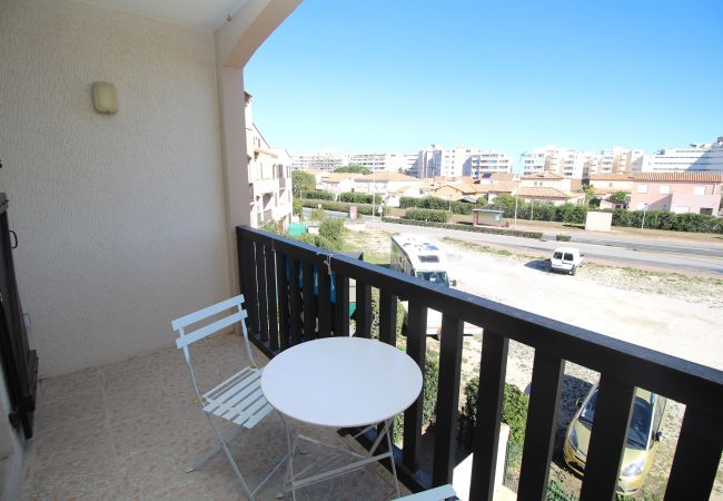 Ferienwohnung in Canet-en-Roussillon - Appartement 4 personnes à 300m de la plage + parking