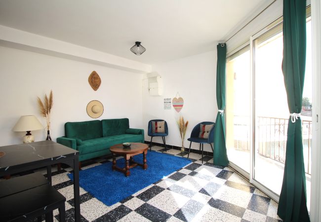 Ferienwohnung in Canet-en-Roussillon - Appartement T3 avec vue mer 