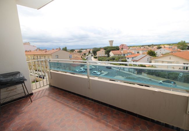 Ferienwohnung in Canet-en-Roussillon - Appartement 4 pesonnes vue mer avec parking 