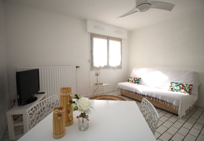 Ferienwohnung in Canet-en-Roussillon - Appartement 4 personnes à 20m de la plage