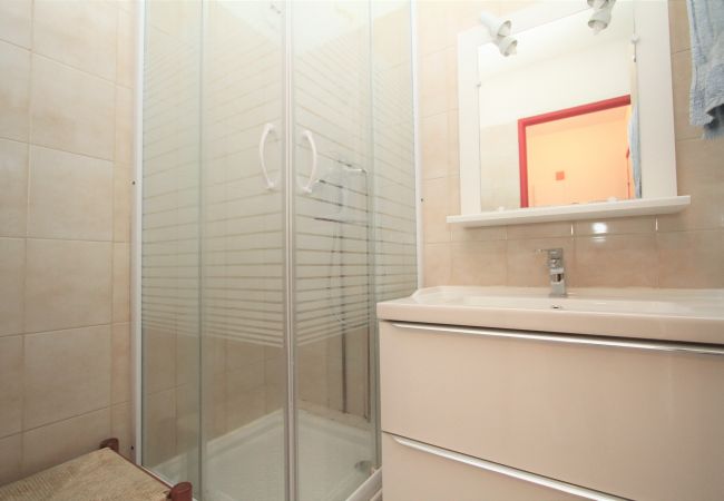 Estudio en Canet-en-Roussillon - Studio for 4 with marina view Estudio en Canet-en-Roussillon - Studio for 4 with marina view