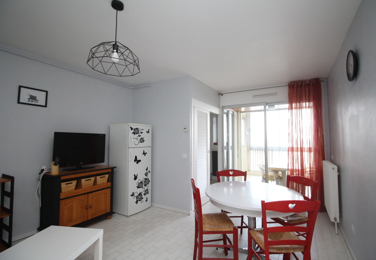 Apartamento en Canet-en-Roussillon - 2 room apartment with sea view and parking