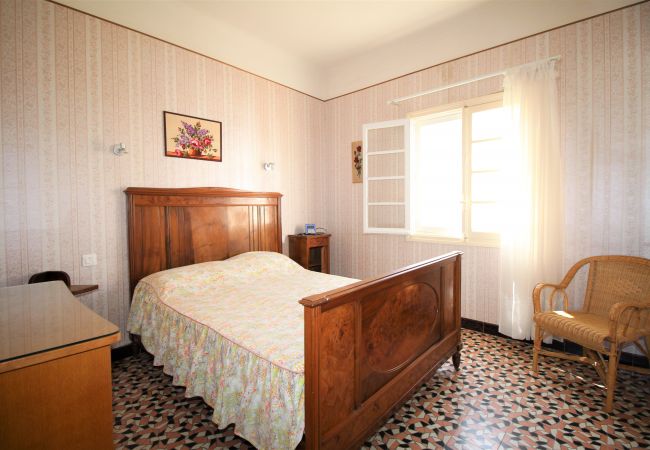 Casa en Canet-en-Roussillon - Maison à deux pas de la plage avec agréable jardin. Casa en Canet-en-Roussillon - Maison à deux pas de la plage avec agréable jardin.