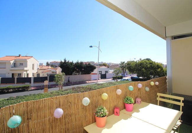 Estudio en Canet-en-Roussillon - Studio for 4 with swimming pool and parking
