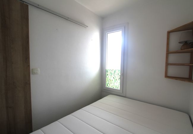 Apartamento en Canet-en-Roussillon - 2 pièces pour 4 personnes  en front de mer Apartamento en Canet-en-Roussillon - 2 pièces pour 4 personnes  en front de mer