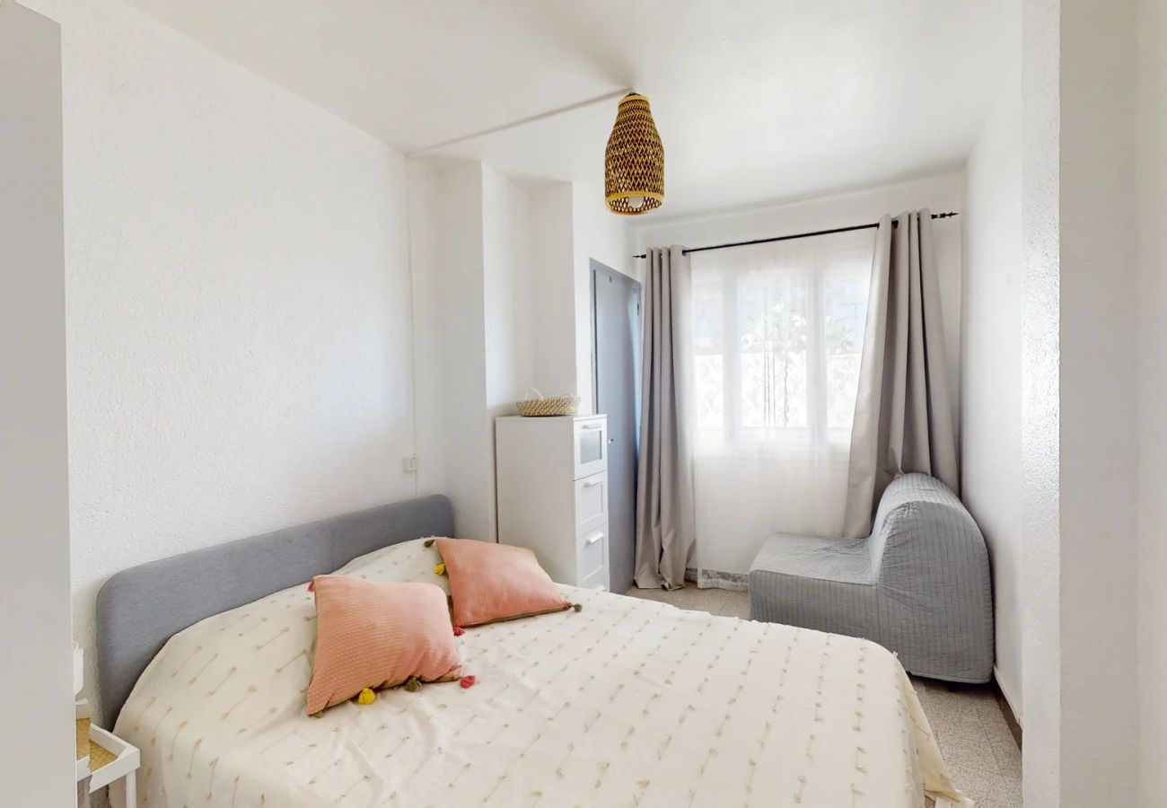 Apartamento en Canet-en-Roussillon - Encantador apartamento de 2 habitaciones con vista lateral al mar. Apartamento en Canet-en-Roussillon - Encantador apartamento de 2 habitaciones con vista lateral al mar.