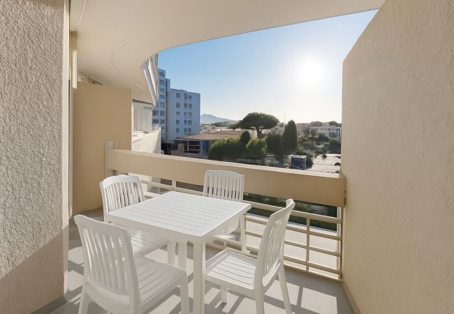 Apartamento en Canet-en-Roussillon - Copacabana Canet Sud – Apartamento de 2 habitaciones con terraza y piscina