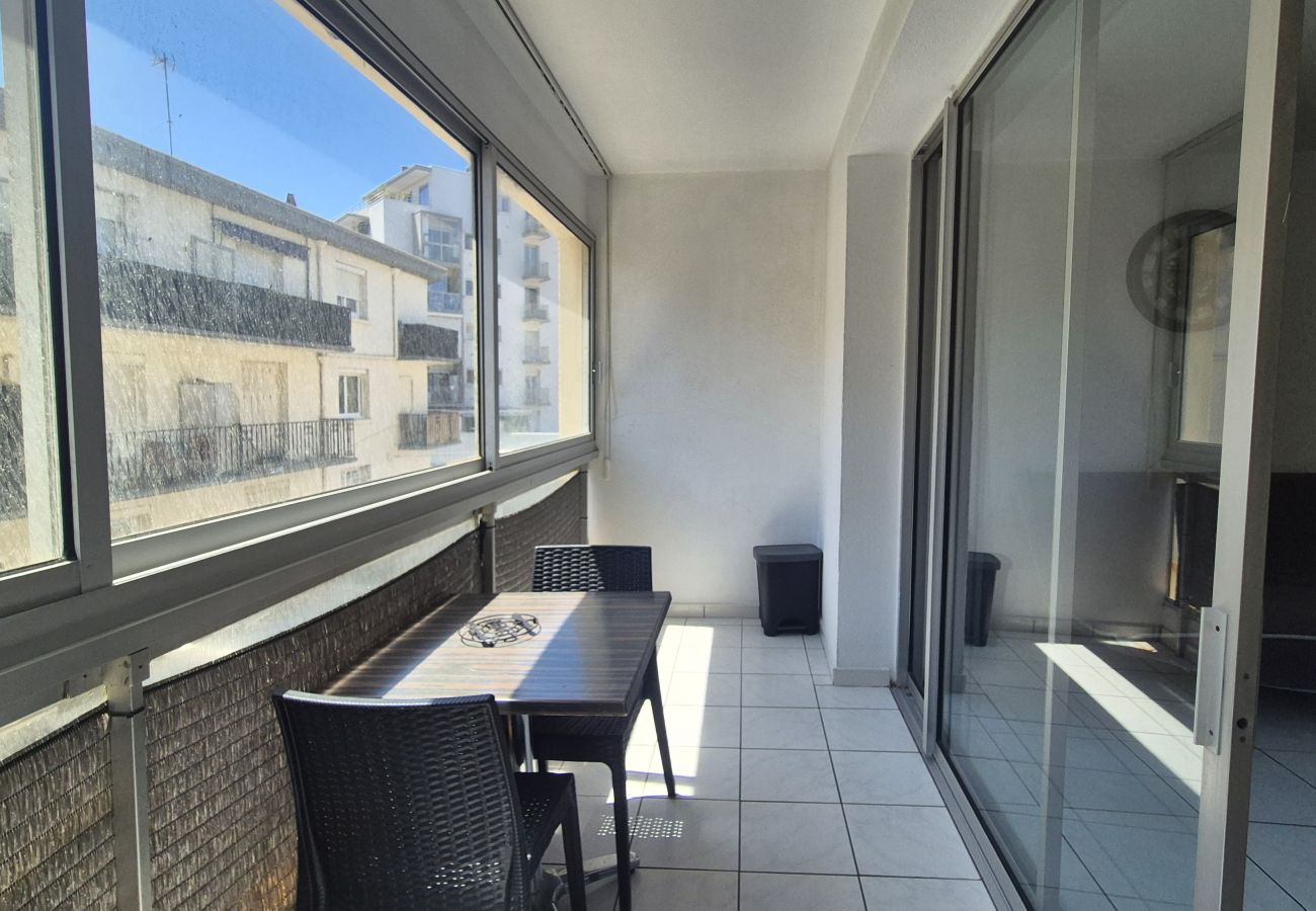 Estudio en Canet-en-Roussillon - Estudio para 2 personas con logia y vistas laterales al mar.