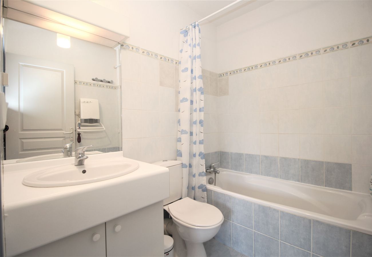 Maison mitoyenne à Canet-en-Roussillon - Villa 8 personnes + parking à 5 min de la plage