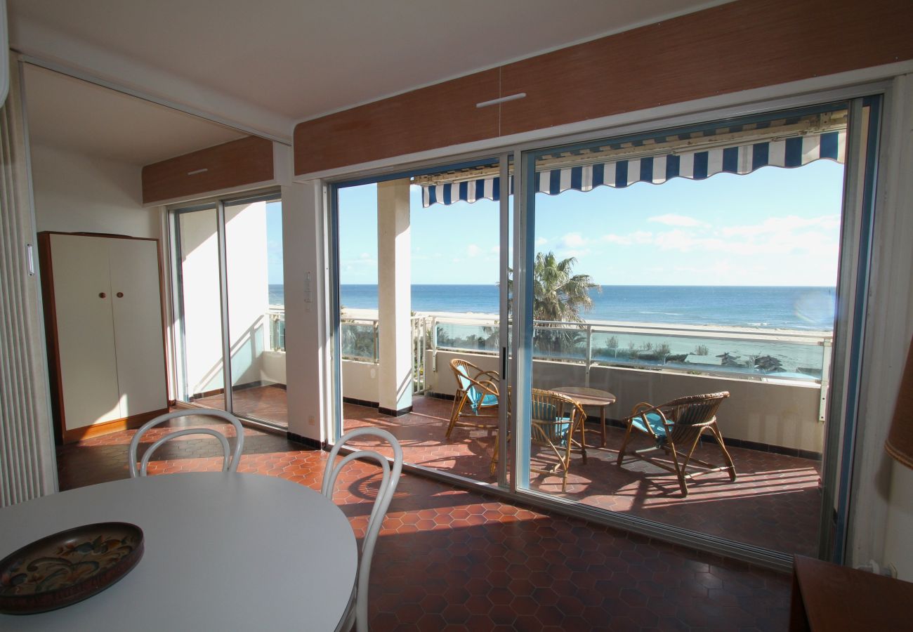Appartement à Canet-en-Roussillon - Appartement 4 personnes vue mer avec parking 