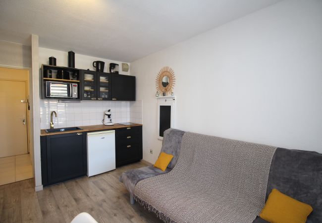 Studio à Canet-en-Roussillon - Studio pour 4 personnes vue Marina Studio à Canet-en-Roussillon - Studio pour 4 personnes vue Marina