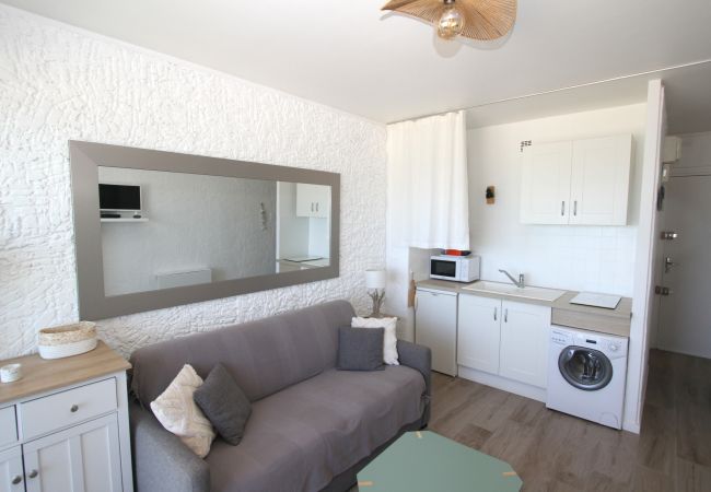 Studio à Canet-en-Roussillon - Studio avec vue imprenable sur la mer Studio à Canet-en-Roussillon - Studio avec vue imprenable sur la mer