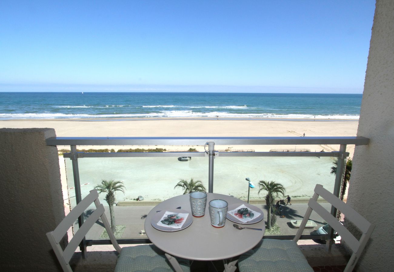 Studio à Canet-en-Roussillon - Studio avec vue imprenable sur la mer