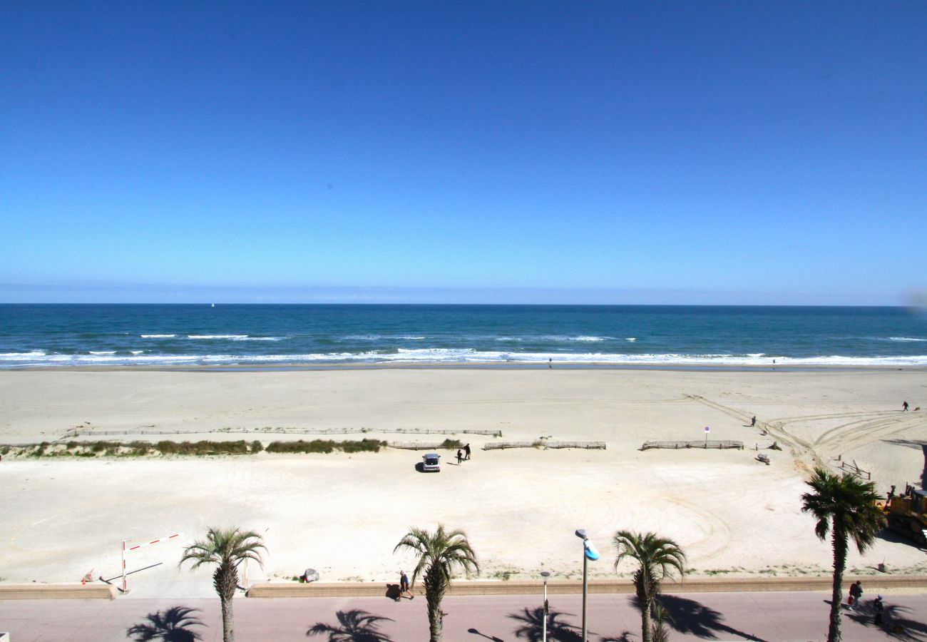 Studio à Canet-en-Roussillon - Studio avec vue imprenable sur la mer