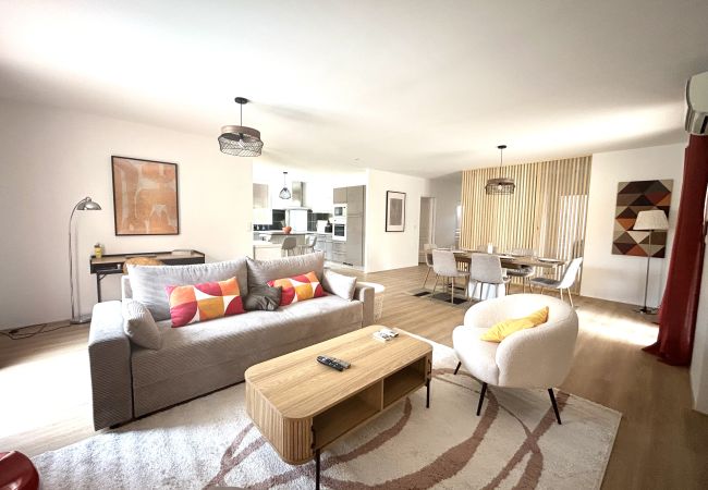 Villa à Villeneuve-de-la-Raho - Villa de plain pied T4 avec piscine  Villa à Villeneuve-de-la-Raho - Villa de plain pied T4 avec piscine