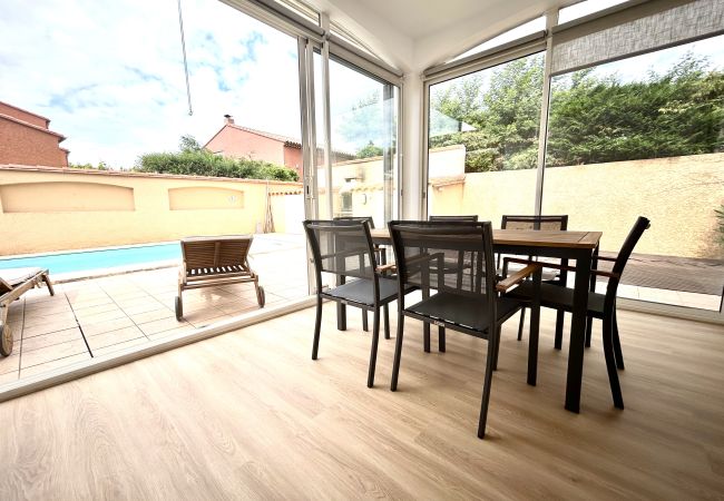 Villa à Villeneuve-de-la-Raho - Villa de plain pied T4 avec piscine  Villa à Villeneuve-de-la-Raho - Villa de plain pied T4 avec piscine