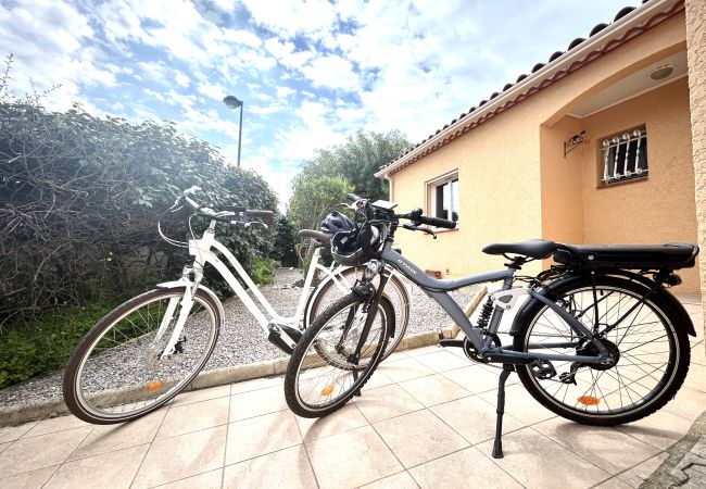 Villa à Villeneuve-de-la-Raho - Villa de plain pied T4 avec piscine  Villa à Villeneuve-de-la-Raho - Villa de plain pied T4 avec piscine