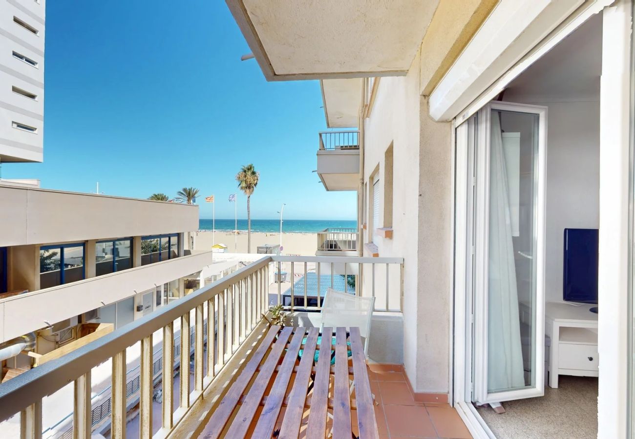 Appartement à Canet-en-Roussillon - Charmant T2 avec vue mer latérale 
