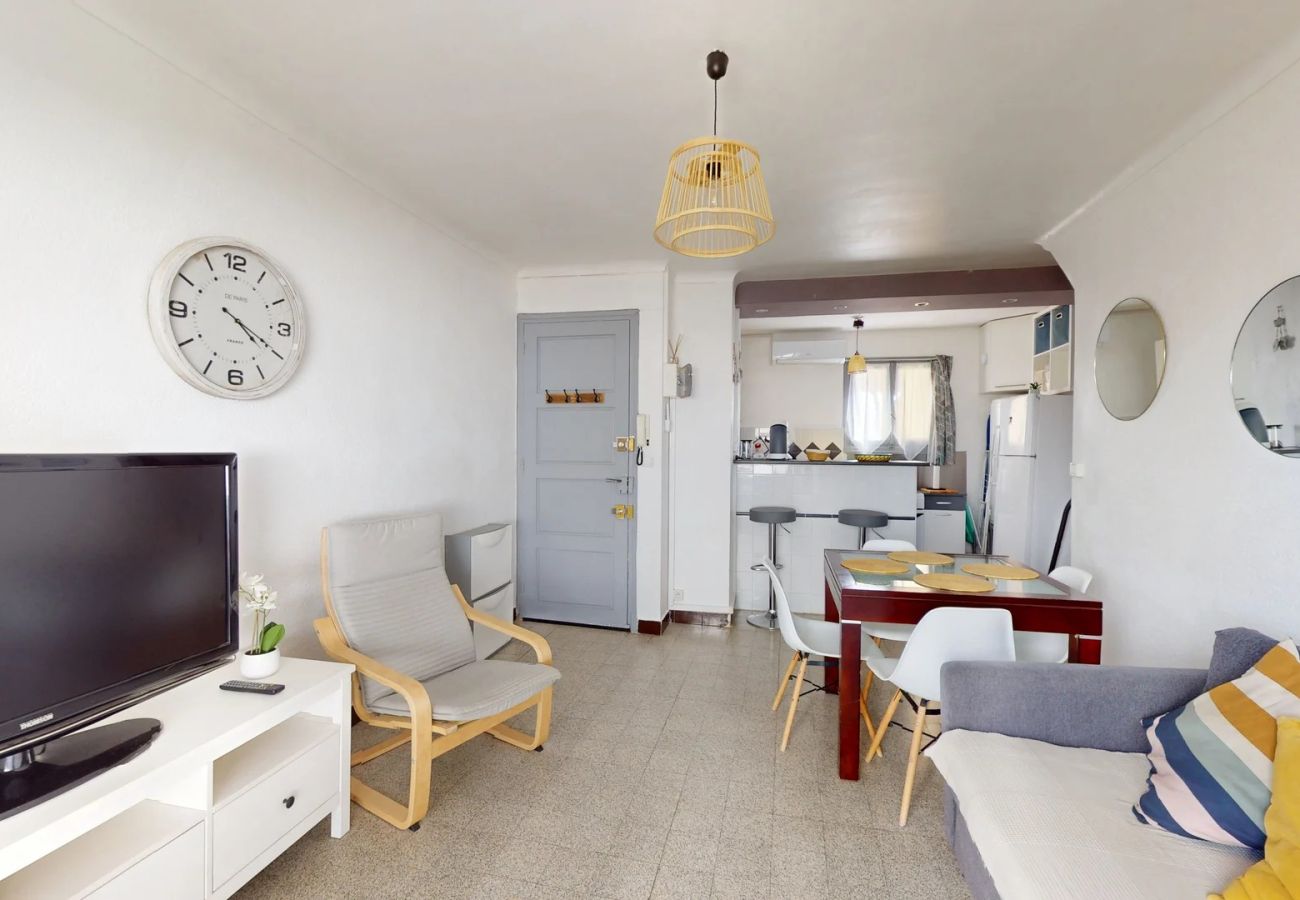 Appartement à Canet-en-Roussillon - Charmant T2 avec vue mer latérale 