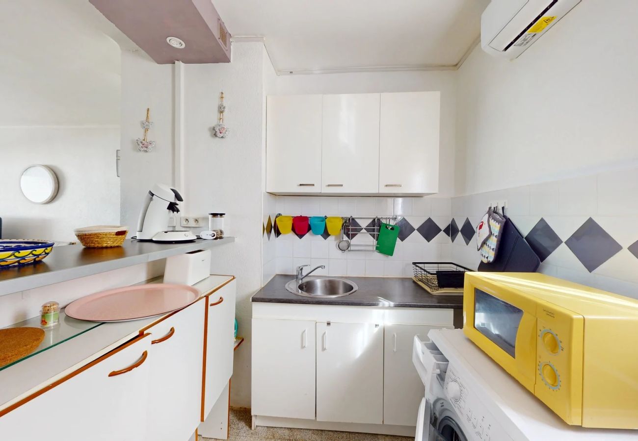 Appartement à Canet-en-Roussillon - Charmant T2 avec vue mer latérale 