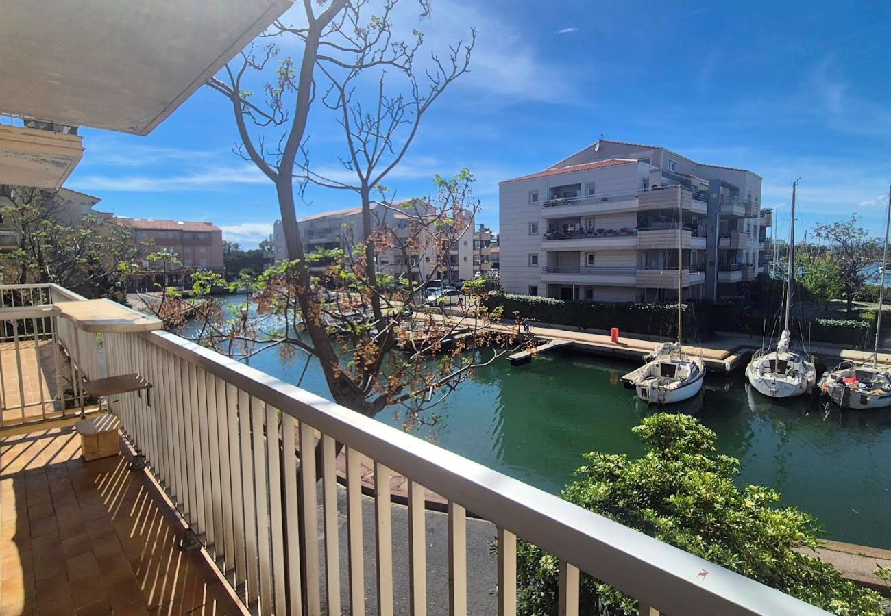 Appartement à Canet-en-Roussillon -  QUAI 12- Appartement 4 personnes - Vue marina