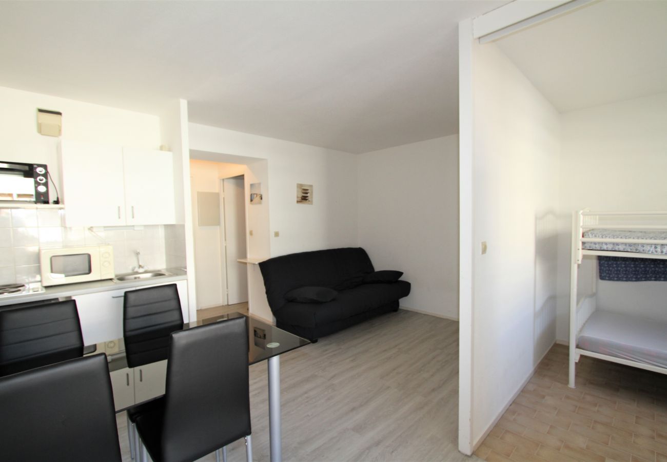 Apartment in Canet-en-Roussillon - T2 à 100m de la plage