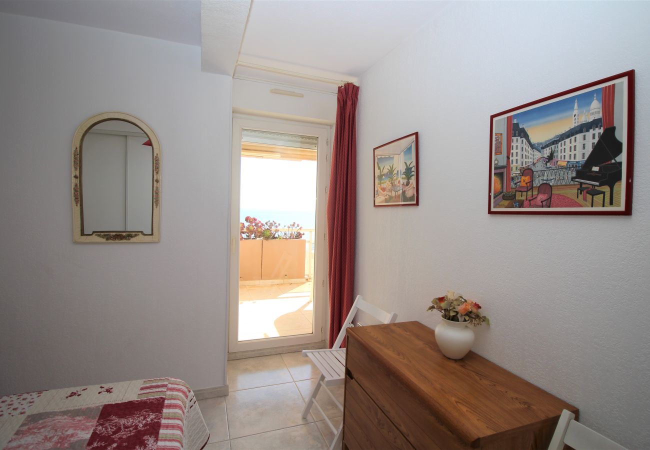 Apartment in Canet-en-Roussillon - Appartement 2 chambres avec vue mer et parking